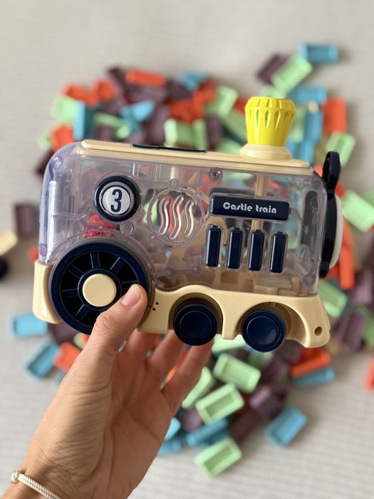 Поїзд-доміно автоматичний+ 302 фішки, музичний потяг, поезд домино