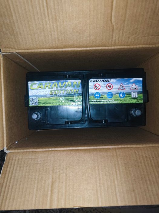 Гелевый аккумулятор Electronicx Caravan Edition 12v 120ah+FOXSUR12v12a