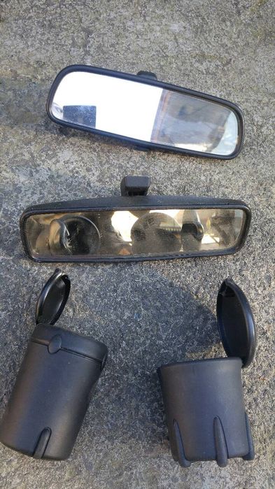 Пепельниці до авто універсальні