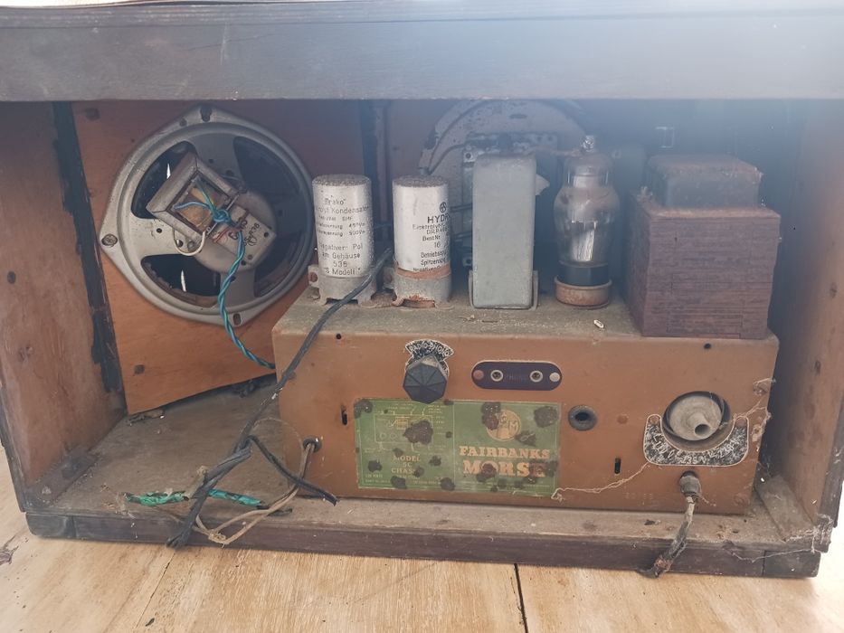fairbanks morse radio