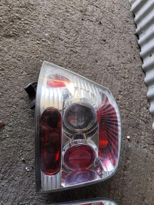 Lampy tylne VW  Golf IV