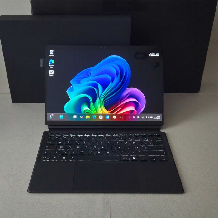 Ноутбук ASUS ProArt 13,3" OLED - Snapdragon X Plus X1P42100 - 16 GB - 1 TB