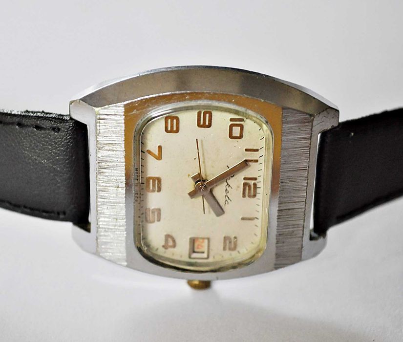 Rakieta 19 kamieni koperta kostka