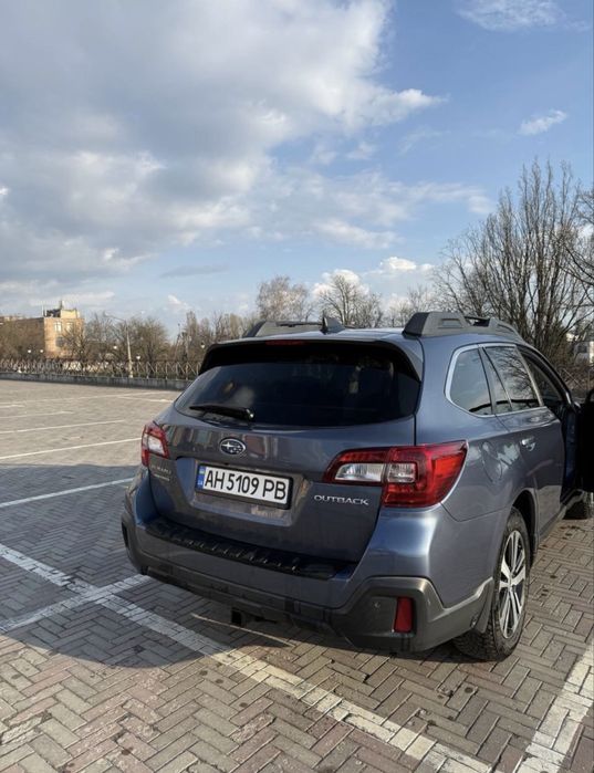 Продам Subaru Outback 2018