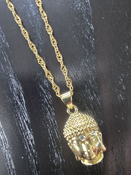 Colar com pendente em ouro cubano