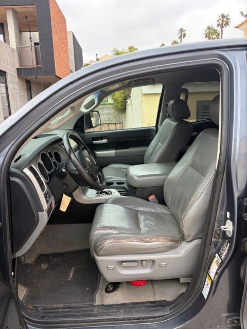 Carrinha Toyota Tundra mais grande que um Hi-Lux