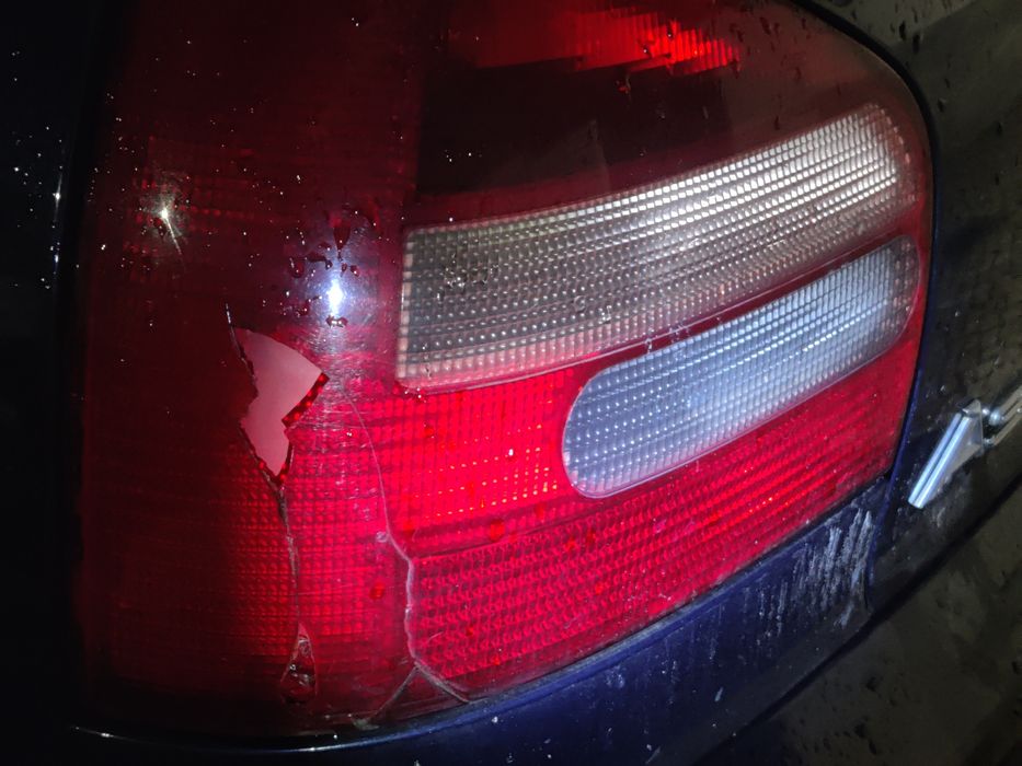 ( Novas fotos interiores )Vendo Audi A3 de 99 em muito bom estado rest