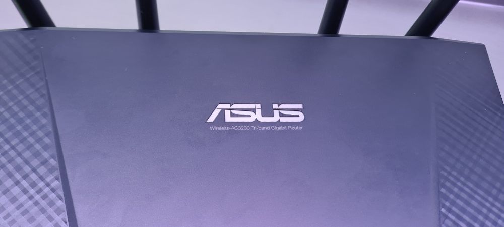 Asus Wifi router AC3200