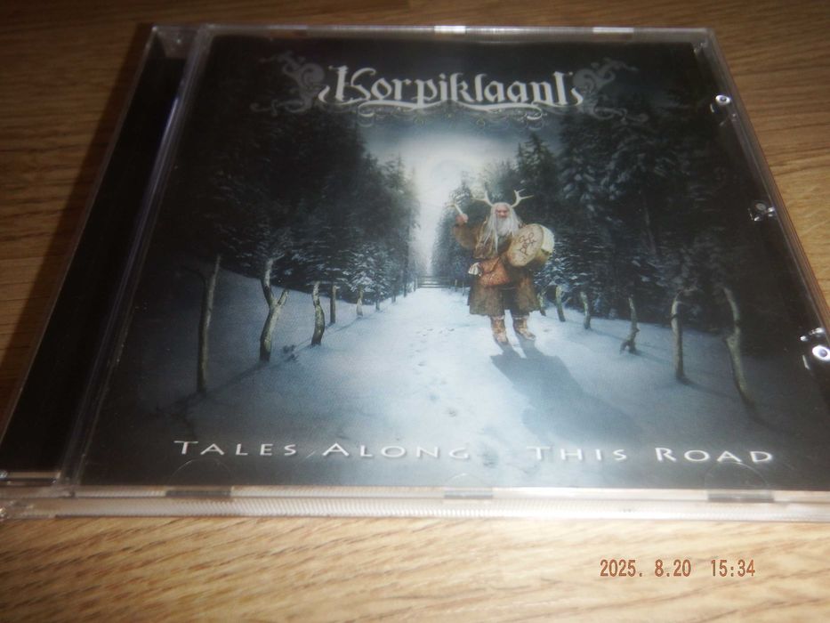 Livre 'Tales Along This Road' - Recueil D'Histoires Et Aventures
