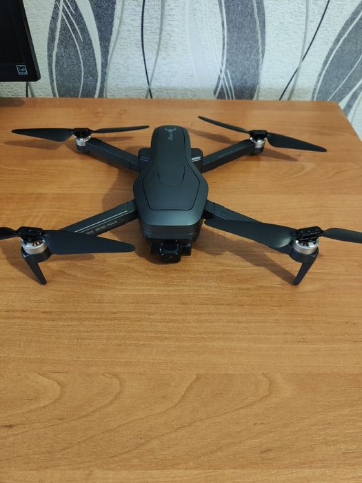 Квадрокоптер SG906 MAX 1