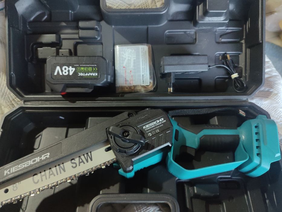 АКЦІЯ!!!Акамуляторна садова пилка, Німеччина, шина 8"