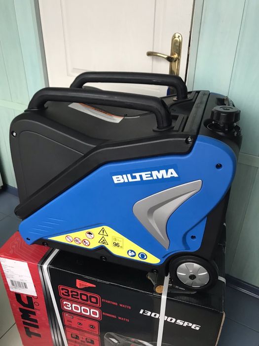 Бензиновый инверторный генератор Biltema DG3000is Швеция