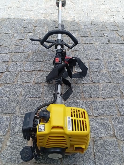 Vendo máquina de cortar erva