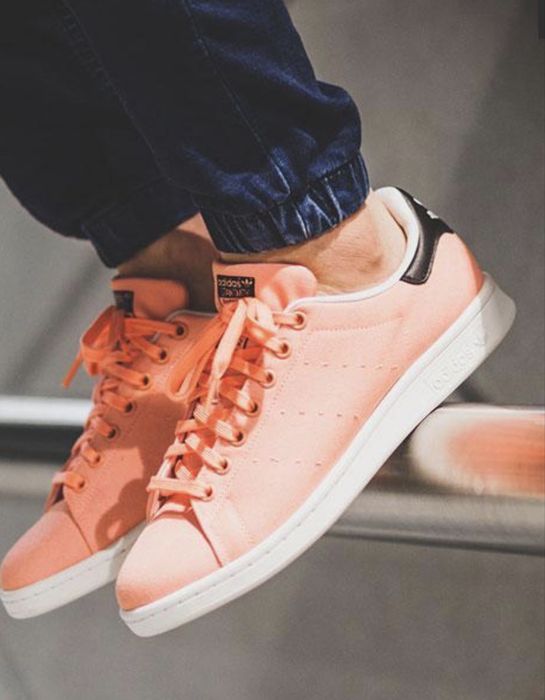Кеди adidas помаранчеві