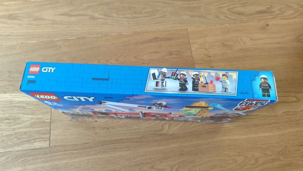 LEGO City 60282 Strażacka jednostka dowodzenia