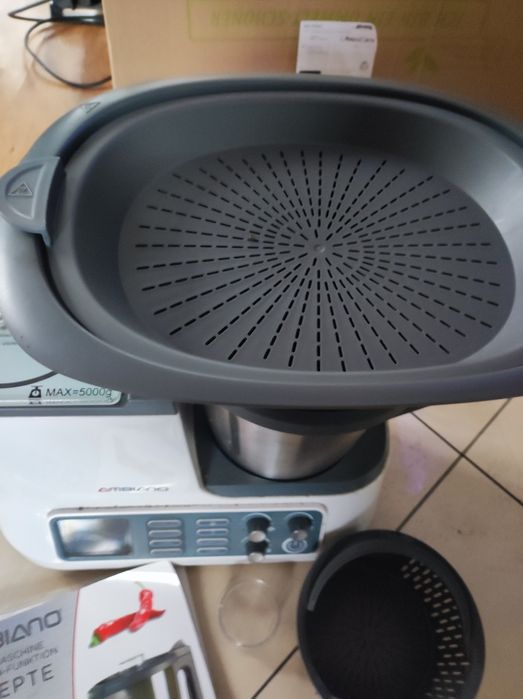 Wielofunkcyjny robot