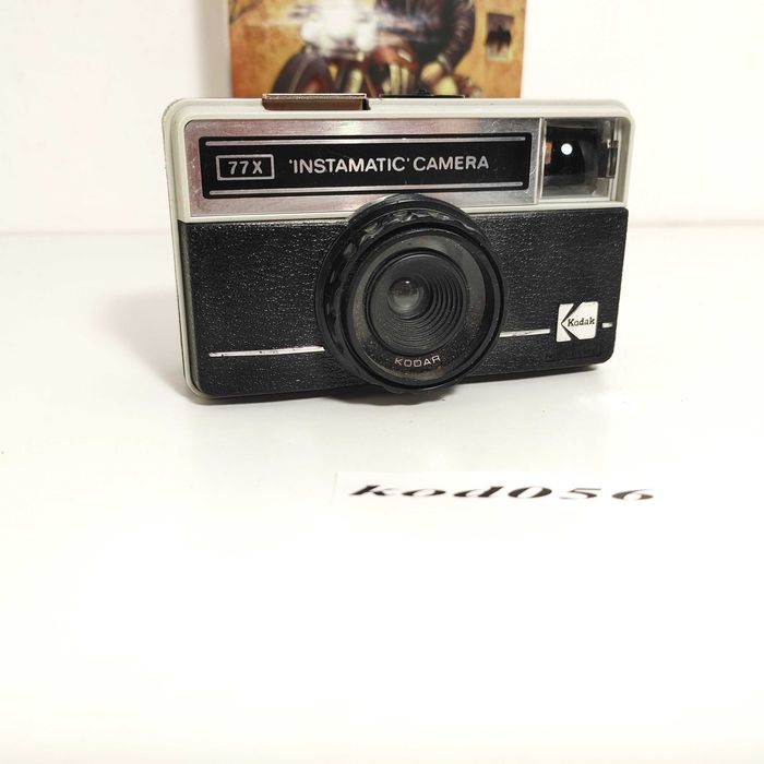 KODAK Instamatic 77X - analogowy aparat fotograficzny na film 126