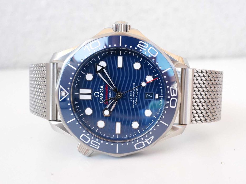 Omega Seamaster Diver 300m Co-Axial Chronometer Blue Dial 42mm