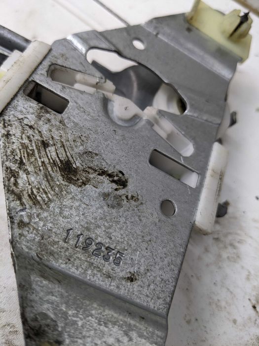 Peugeot 307 Mechanizm Podnośnik Szyby Prawej tylnej Prawy Tył