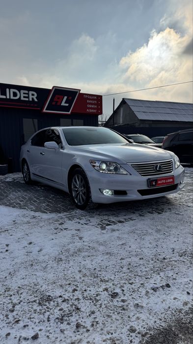 ОДИН ВЛАСНИК НЕФАРБОВАНИЙ Lexus Лексус LS 460 2010р 4,6 газ/бенз 8АКПП