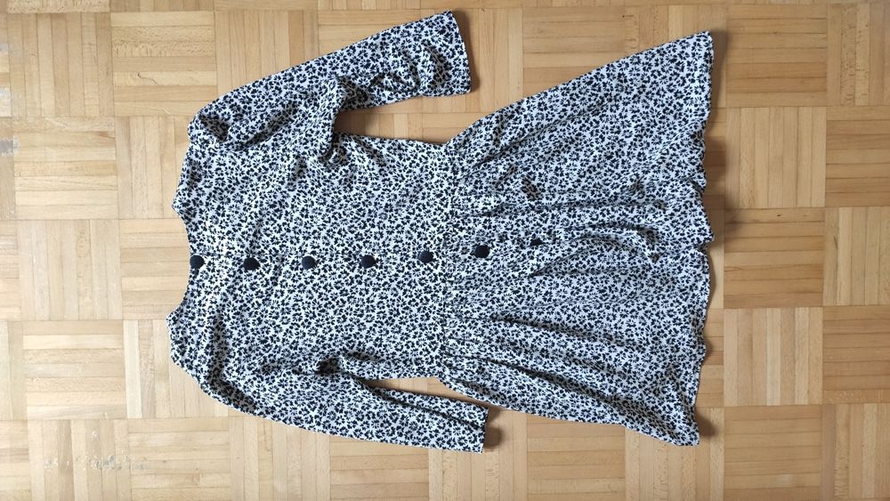 Biała sukienka w kwiaty L/40 St. Michael