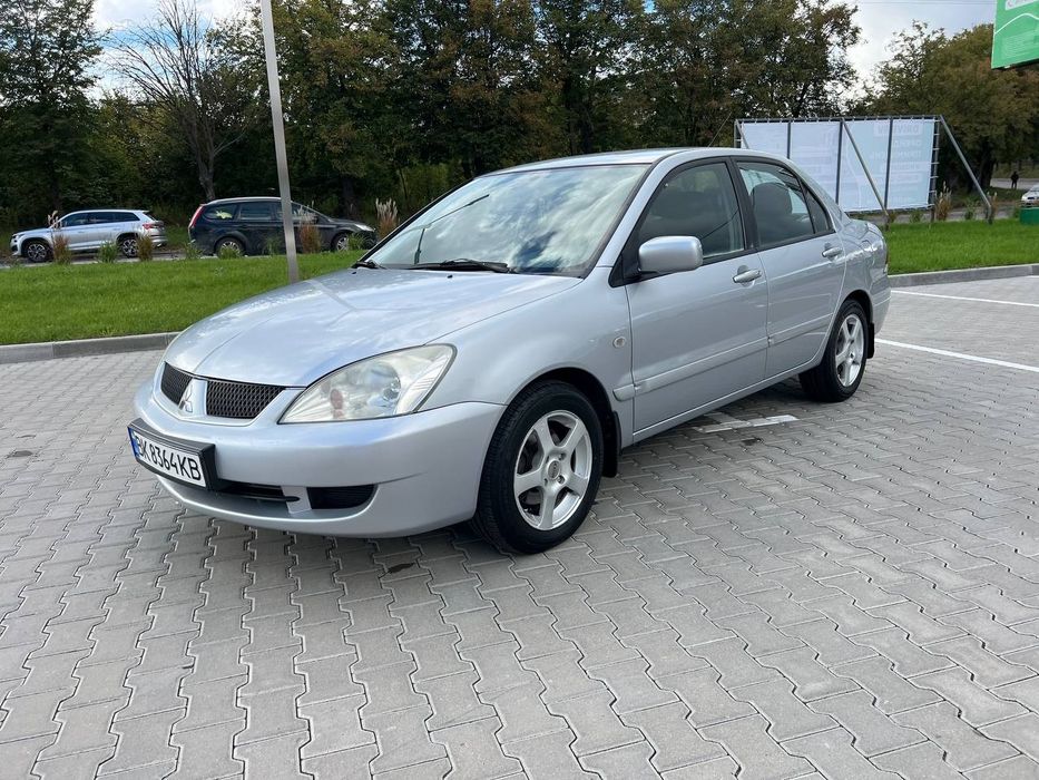 Mitsubishi lancer