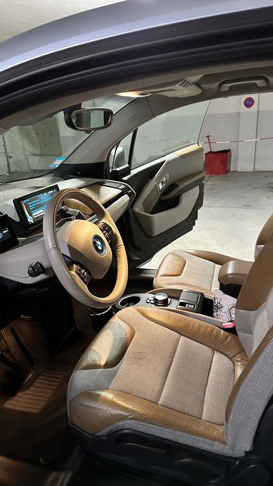 BMW i3 94h 2014 série Lodge, bateria de 2017
