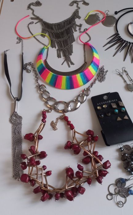 Duży zestaw biżuterii