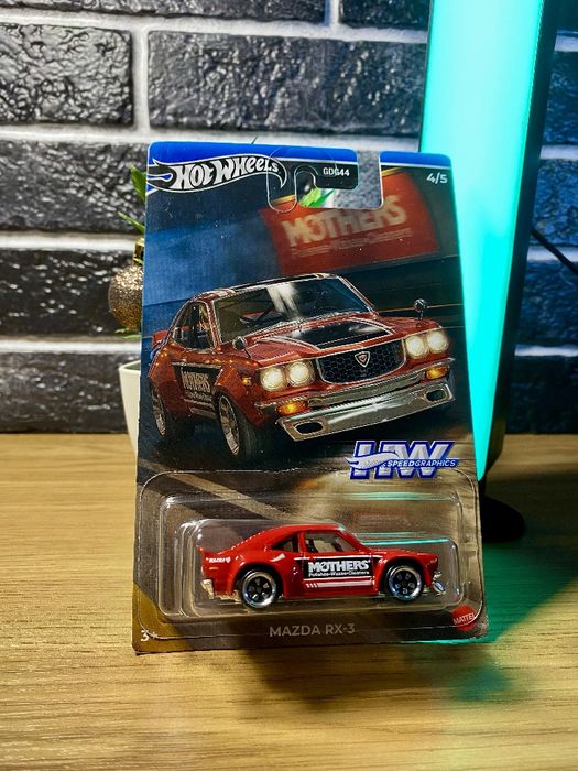Hot Wheels Mazda RX-3 машинки