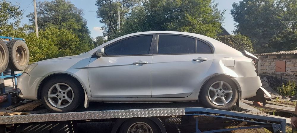 Задняя левая дверь Geely Emgrand Двери джили емгранд