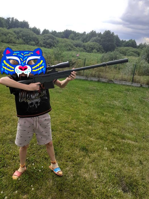 Zabawka dla chlopca na kulki
