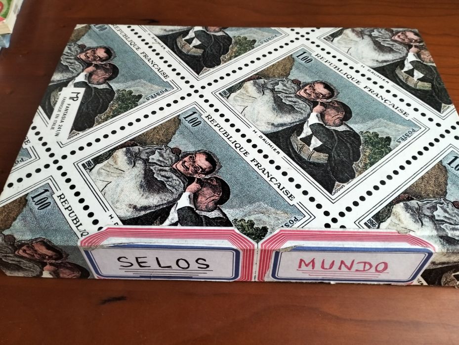 Antigo Álbum para Selos