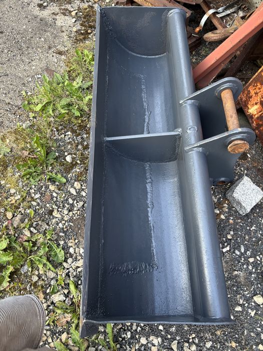 Łyżka skarpowa do koparki