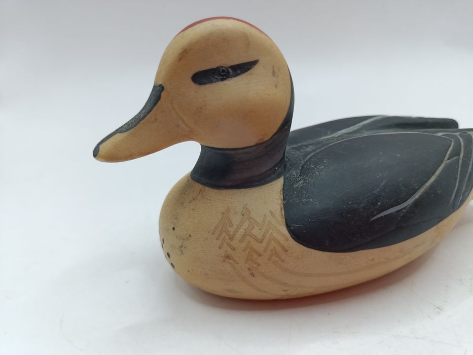 Ceramika dekoracja Mała kaczka ręcznie malowana wiosenna ozdoba