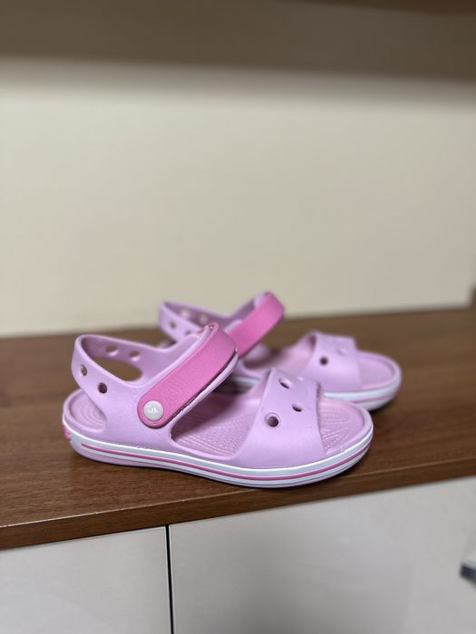Босоніжки, сандалі, крокси для дівчинки  30-31р. Crocs( 19,5см)