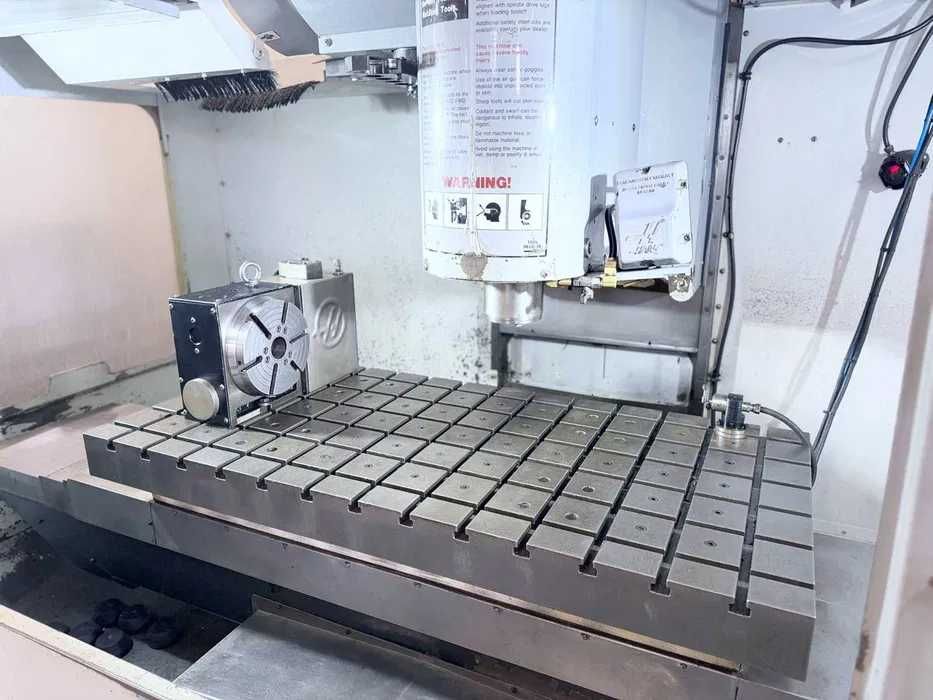 Фрезерний верстат з ЧПК HAAS VM-3HE - 4-та вісь, зонди RENISHAW,  x 1016 x y 660 x z 635 мм