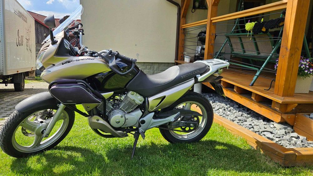Honda Varadero 125 po lifcie – Wtrysk – Na prawo jazdy B