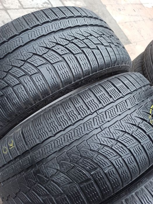 Зимняя резина 245/35 R21 Nokian WR A4