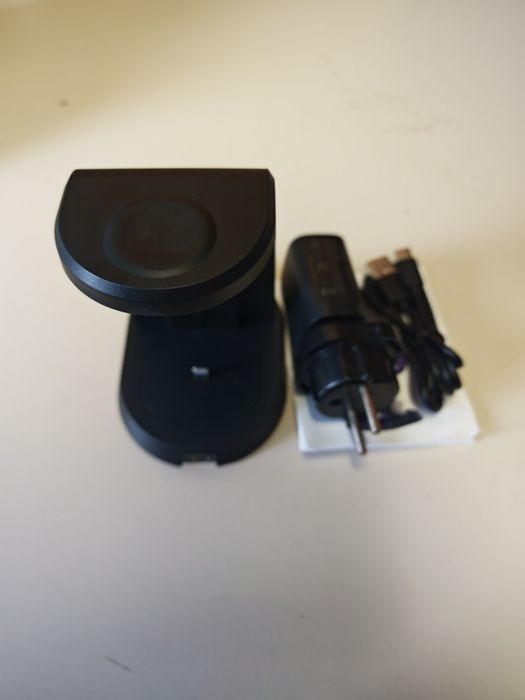 Biurkowa stacja ładująca Lighting 3w1 , QI