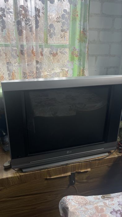 Продам дешево Телевізор LG