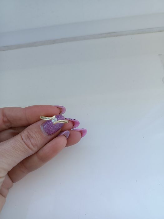 Pierścionek ozodobny