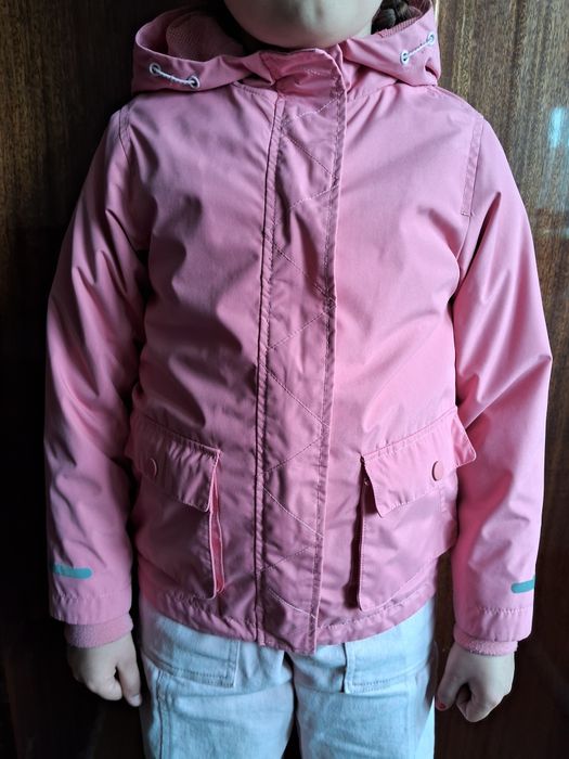 Куртка-ветровка для девочки