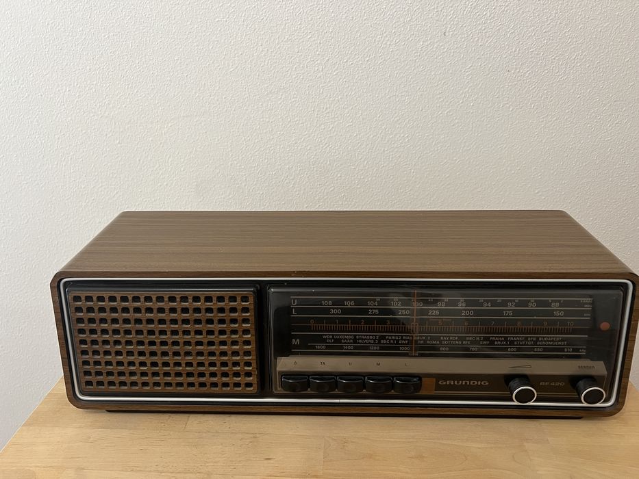 Radio Grundig RF420