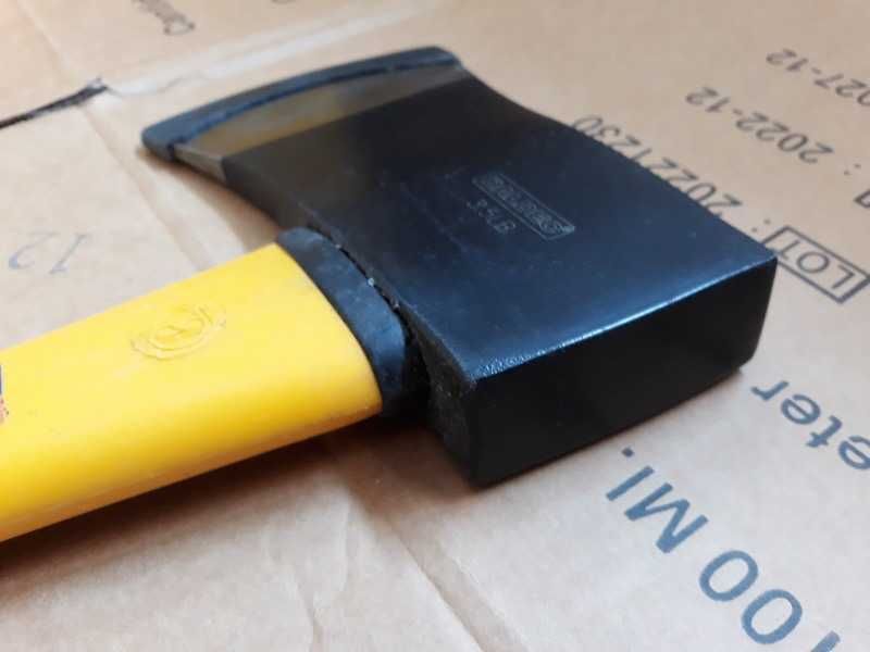 Machado  grande com cabo de fibra