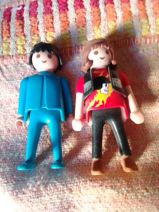 Bonecos Playmobil cada 2€
