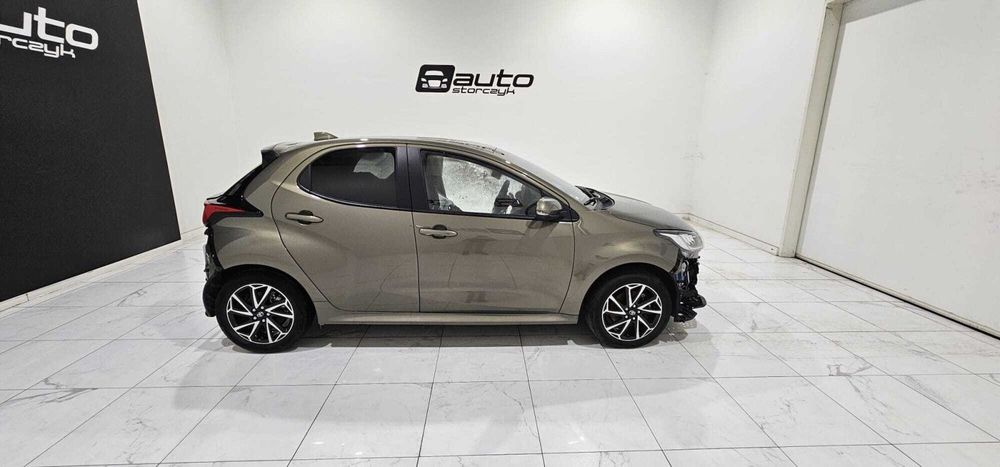 Toyota Yaris Toyota Yaris 1.5 hybryda