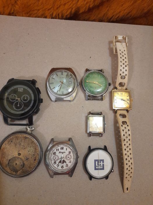 Stare zegarki do naprawy