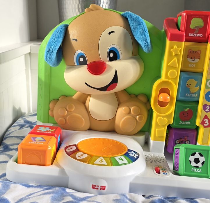 Fisher price Stacja szczeniaczka i 8 klocków