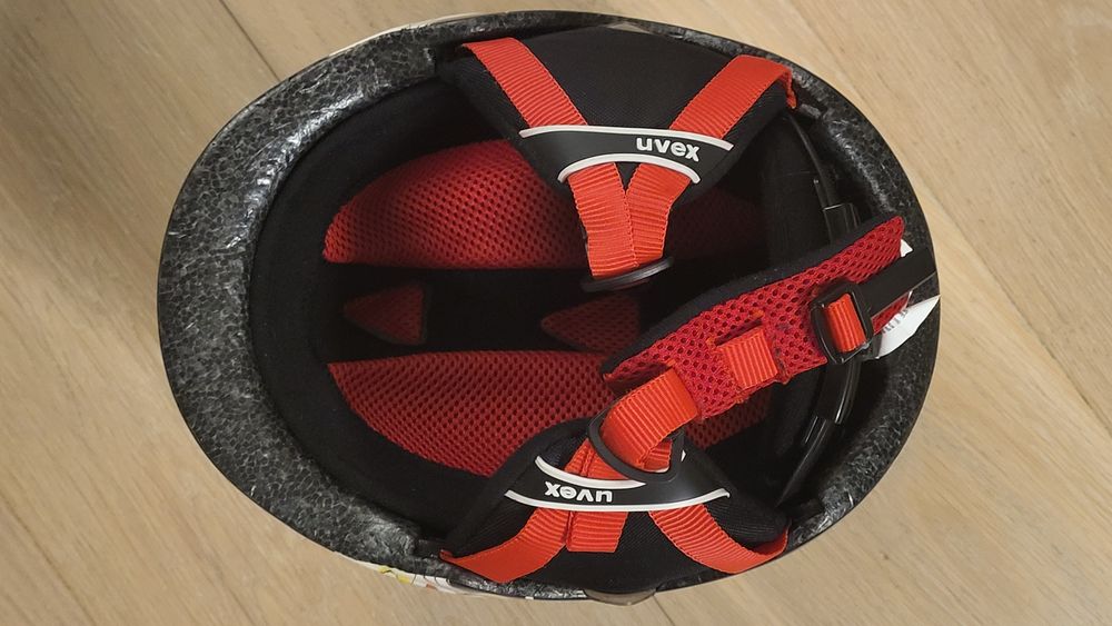Kask narciarski UVEX airwing 2