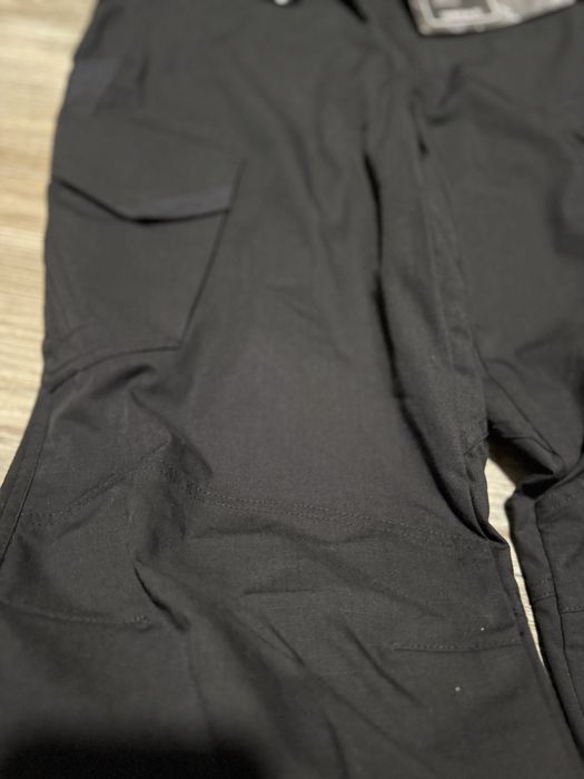 Штани м-так чорні